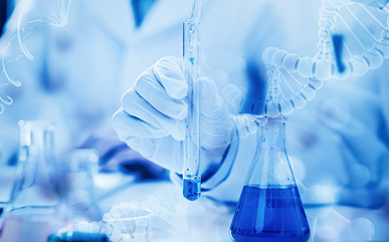 护肤品中的植物提取物，你们背锅已经够了！